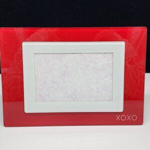 Red & White Glass XOXO Photo Frame 4x6 Inches Modern Display Gift 5x3